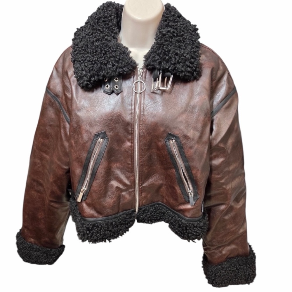 NWT WEWOREWHAT Cropped Sherpa Moto Jacket in Dark Patina & Black Sherpa XS 6451 - Picture 2 of 10